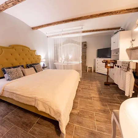 Moment * Banská Štiavnica